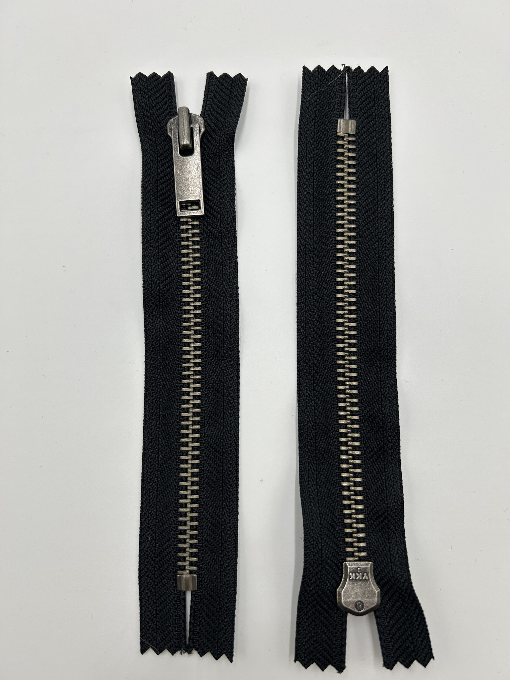 Молния YKK 18 см,тёмный никель
